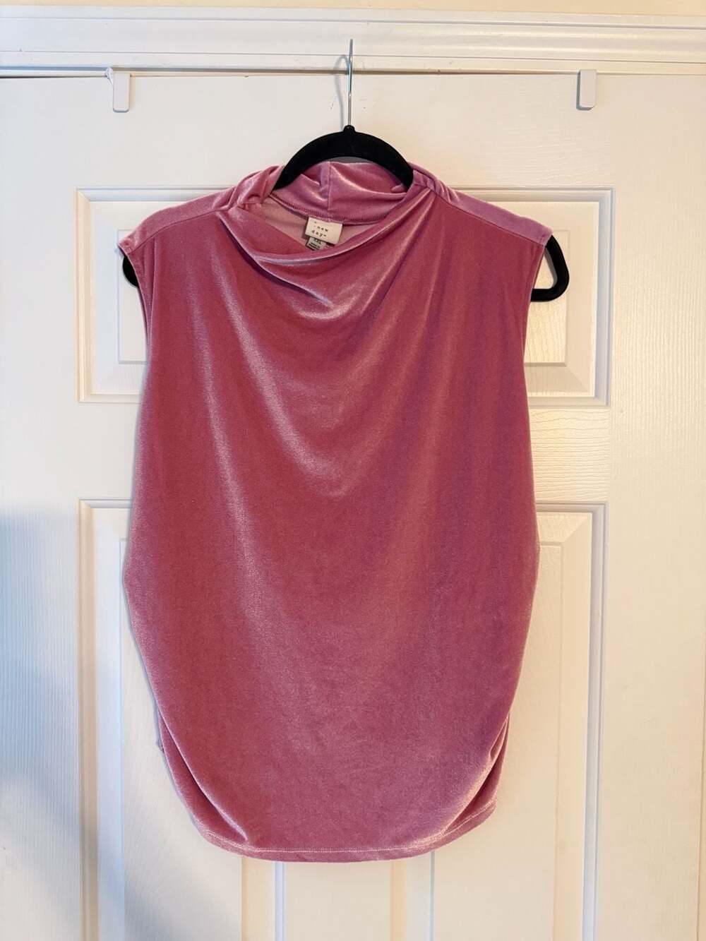 A New Day Sleeveless Cowl Neck Velvet Top in Pink, Size XXL